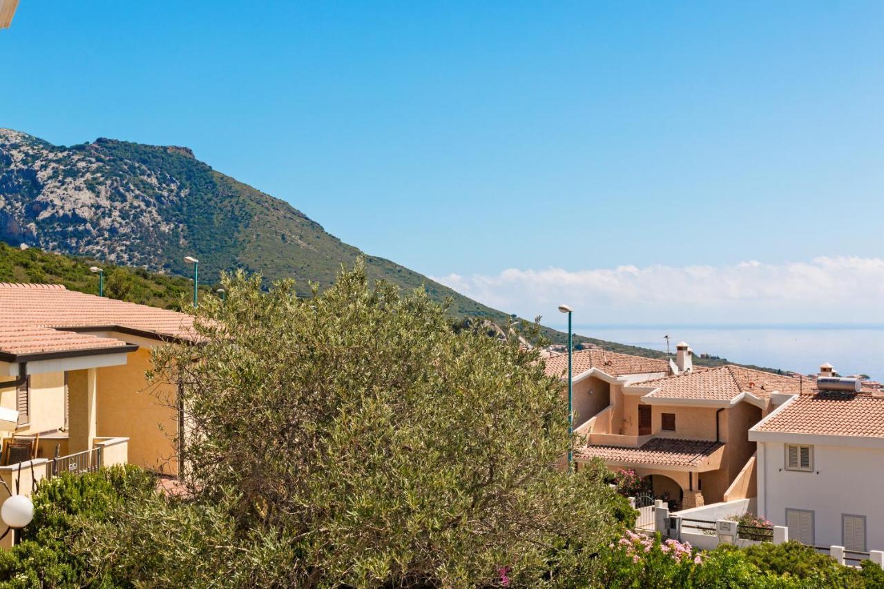 Una Veranda Sul Mare Apartment Cala Gonone Exterior photo